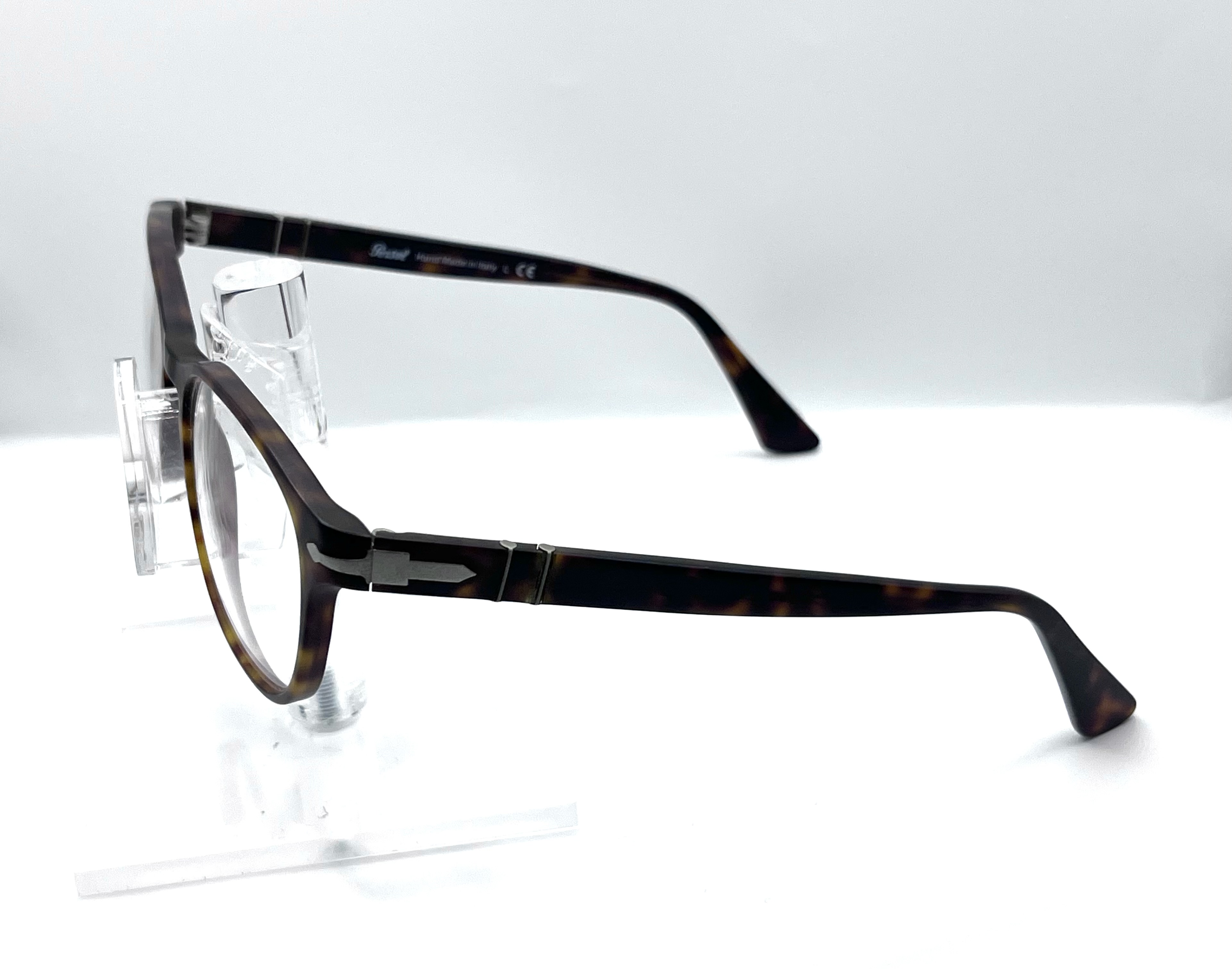 CLEARANCE PERSOL 3085V 9001