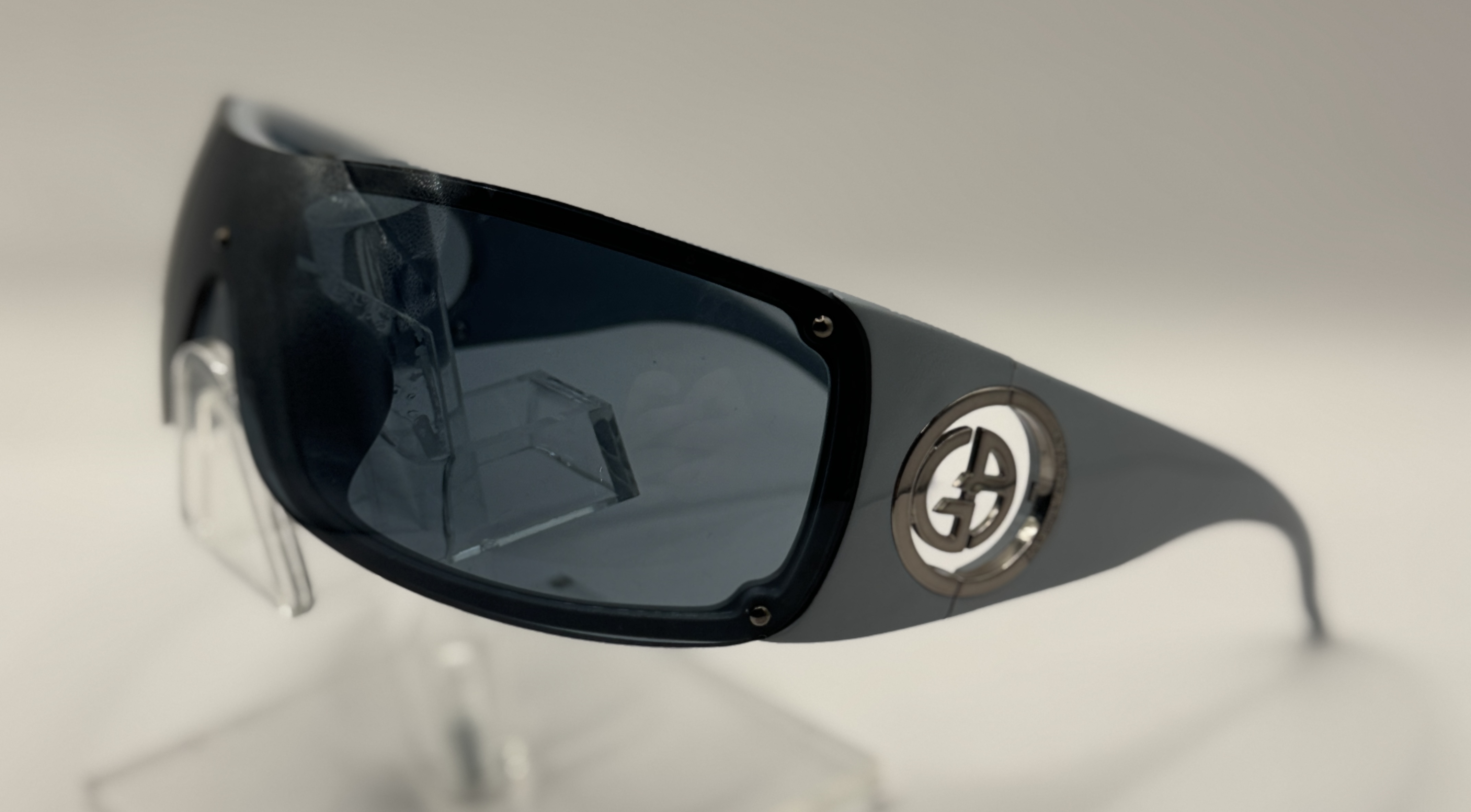 CLEARANCE GIORGIO ARMANI 373