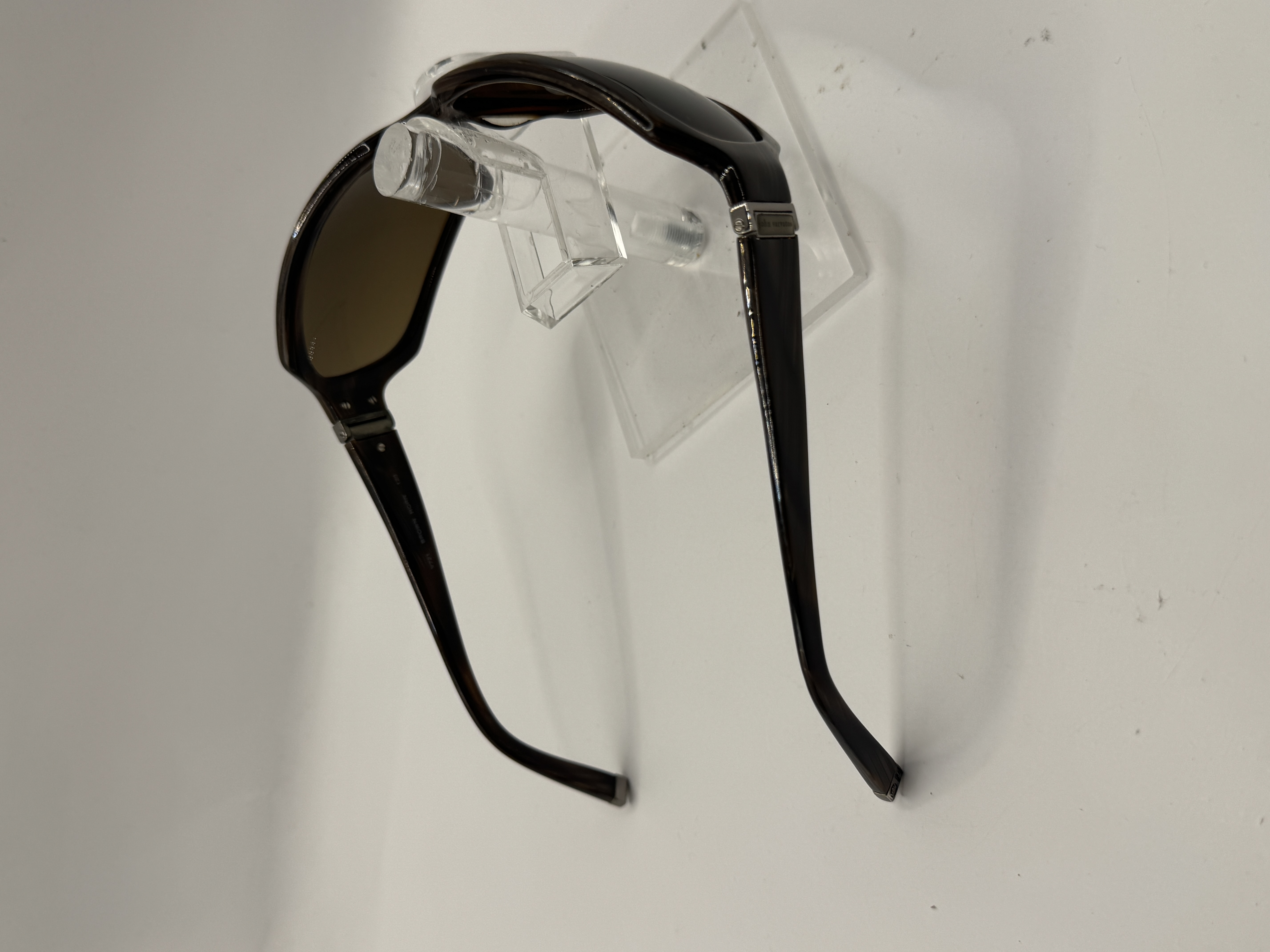 CLEARANCE JOHN VARVATOS V721 BROWNHORN