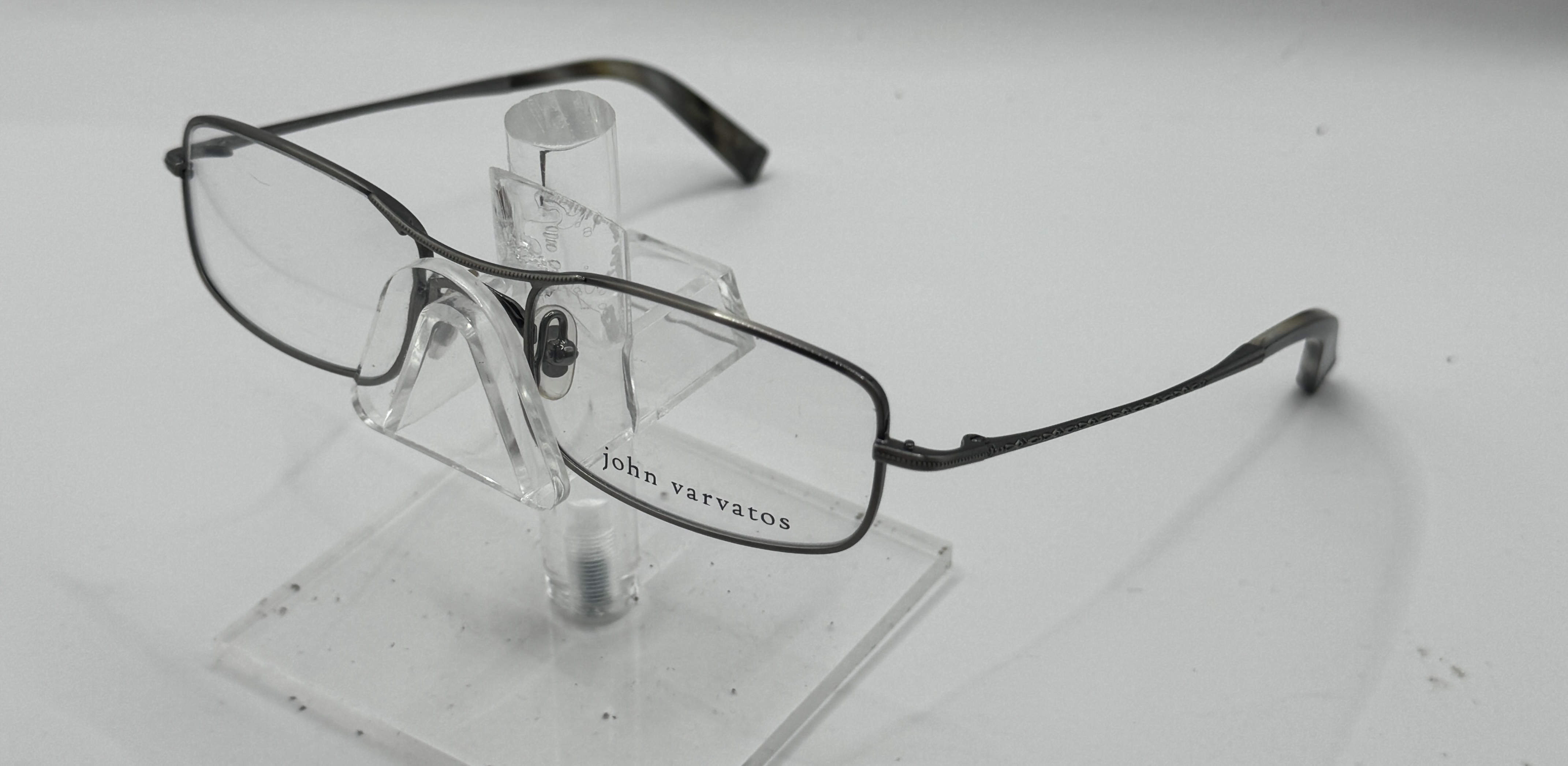 CLEARANCE JOHN VARVATOS V105