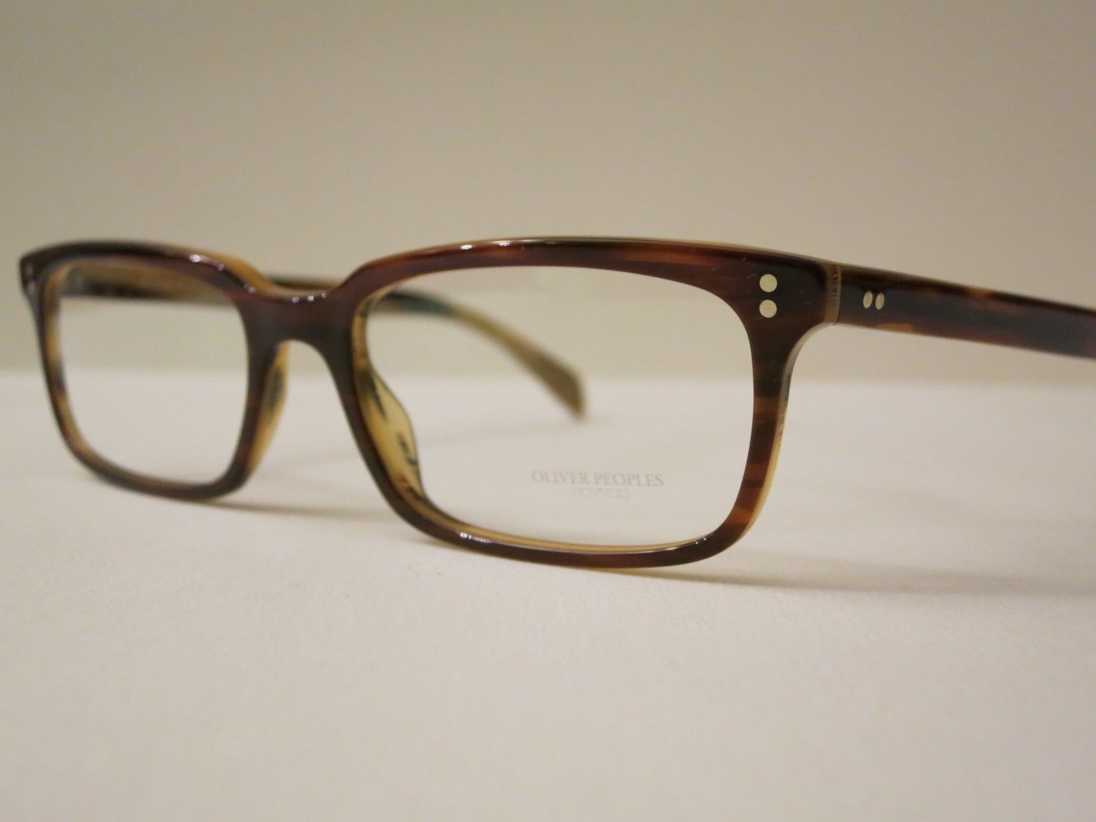 CLEARANCE OLIVER PEOPLES DENISON