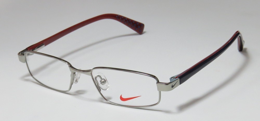 NIKE 5556