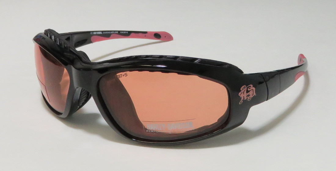  black / matte pink