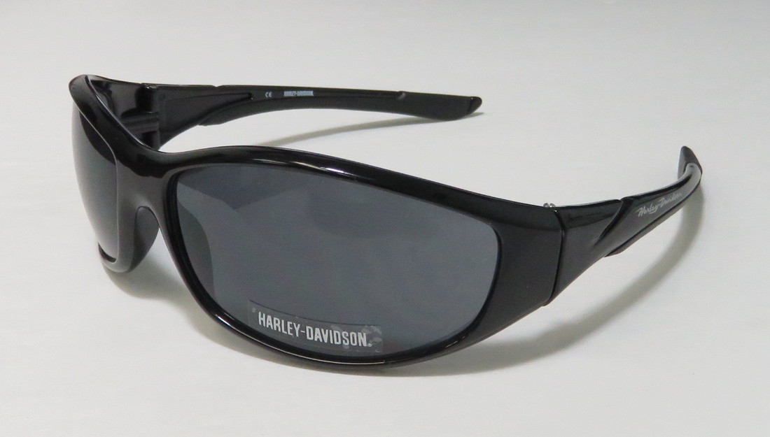  as shown/black