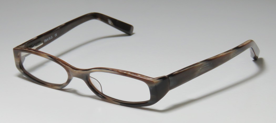  as shown/brown horn