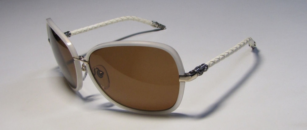  as shown/white pearl